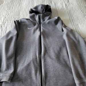 Mens Nike dry fit hoodie size XL